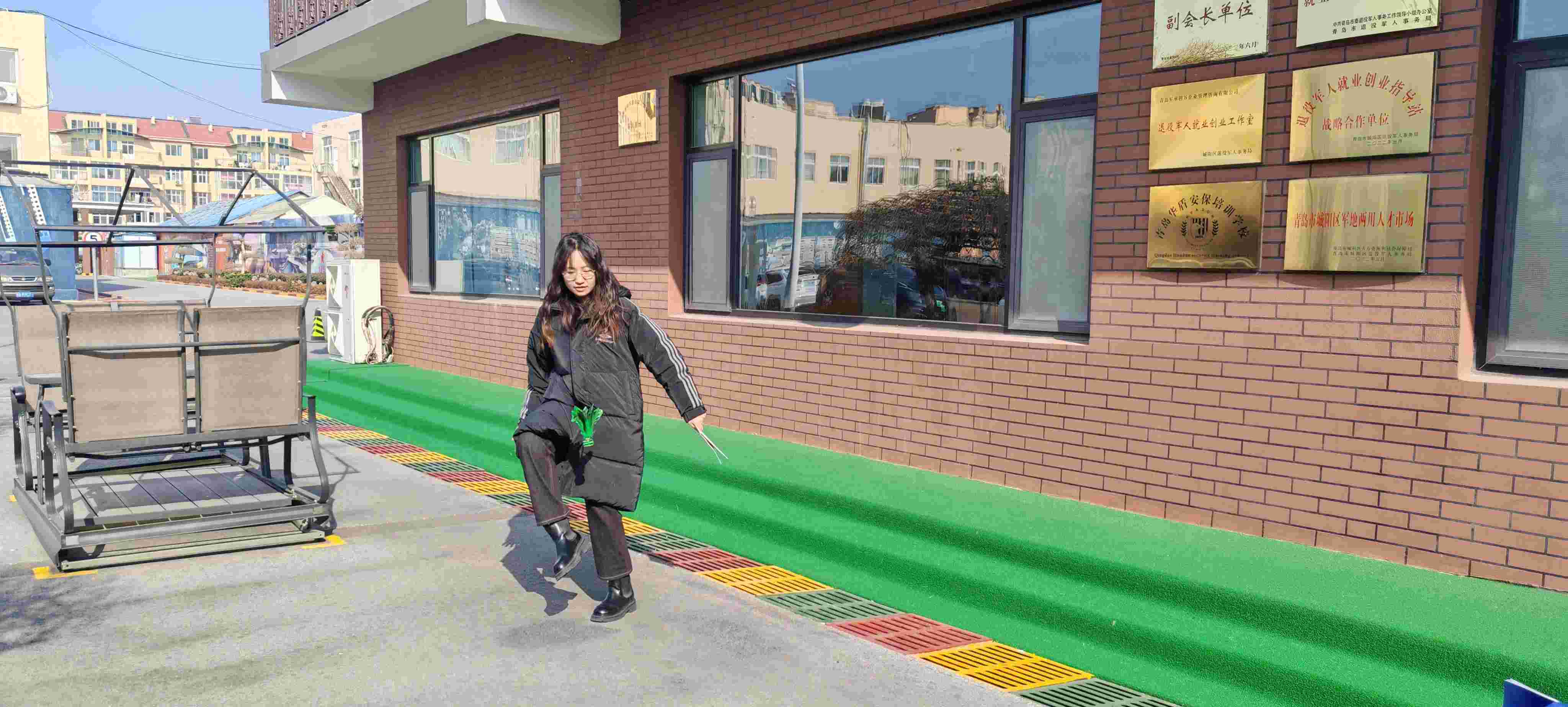 Spardymas lauke po pietų pertraukos