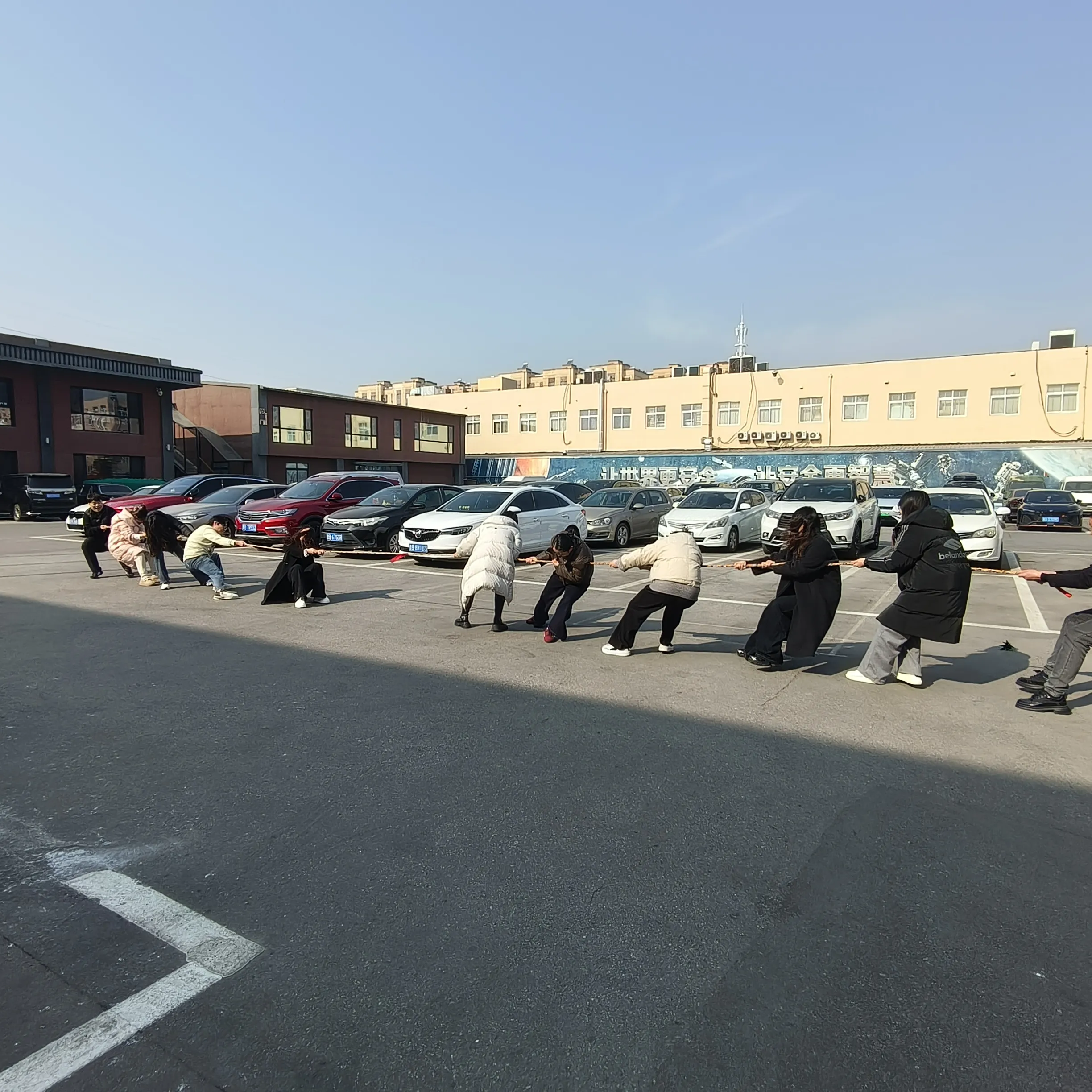 Haozhifeng užsiima komandos formavimo veikla